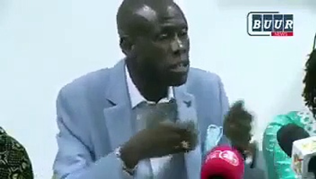 Ahmet Suzanne Camara tire à boulets rouges sur des ministres de Macky