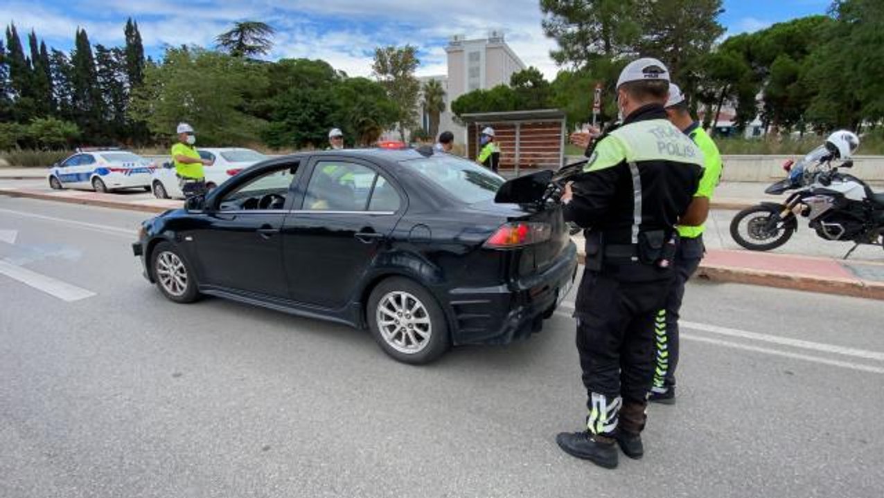 "Modifiyeli araç" uygulamasında 247 araç trafikten men edildi