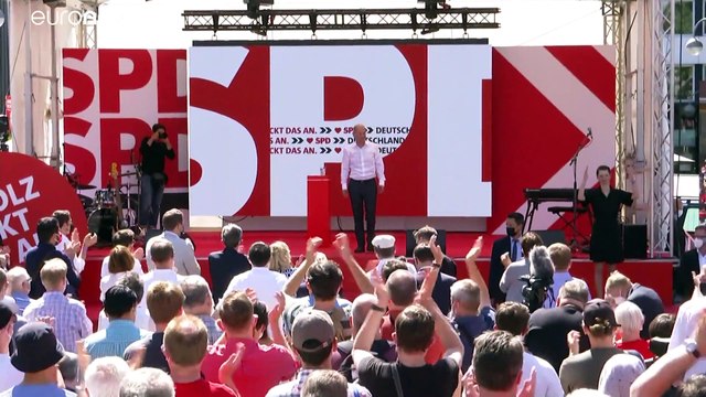 Almanya seçimlerinden birinci çıkan Sosyal Demokrat Parti lideri Olaf Scholz kimdir?