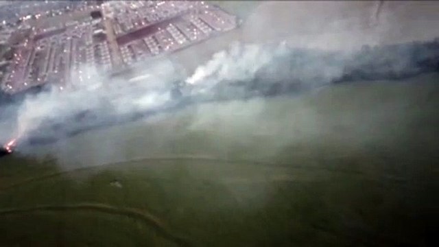 Imagens aéreas mostram grande incêndio que atingiu vegetação no Conjunto Riviera