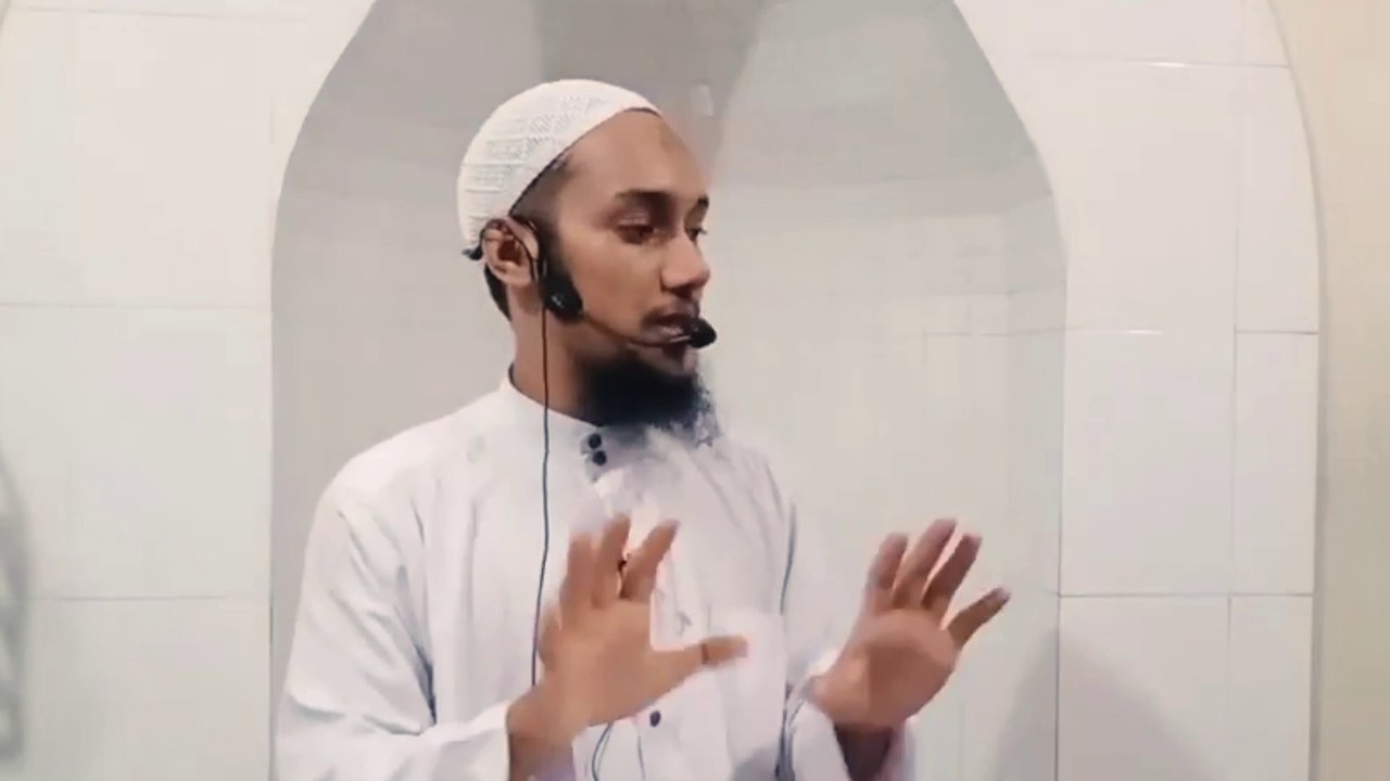 যুদ্ধনিতিতে মদিনার মুনাফিক ও আফগানের রাজাকার