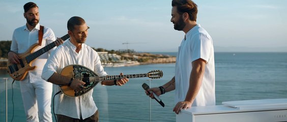 Ηλίας Βρεττός – Φύσηξε Έρωτας Βοριάς (Official Music Video)