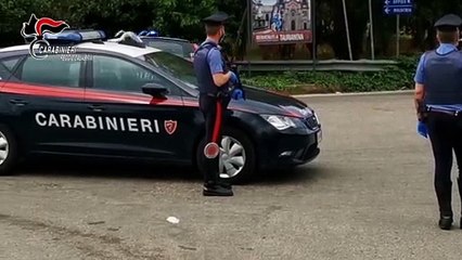 Polistena (RC). Rapina un esercizio commerciale, minaccia con fucile giocattolo e si fa consegnare l’incasso