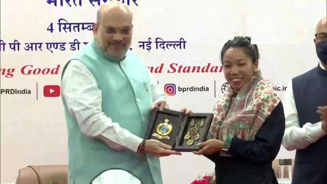Amit Shah honored Olympic silver medalist Mirabai Chanu