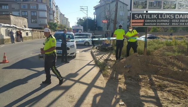 Son dakika haberi: Hafif ticari aracın çarptığı motosikletli kurye hayatını kaybetti