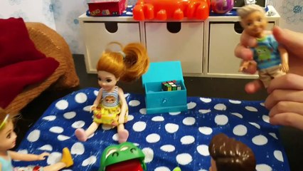 Play Date with Jack and Charlie - Addie and Ashley - Barbie's twin daughters - World Smallest Toys