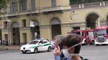 Incendio devasta palazzo a Torino, 100 evacuati