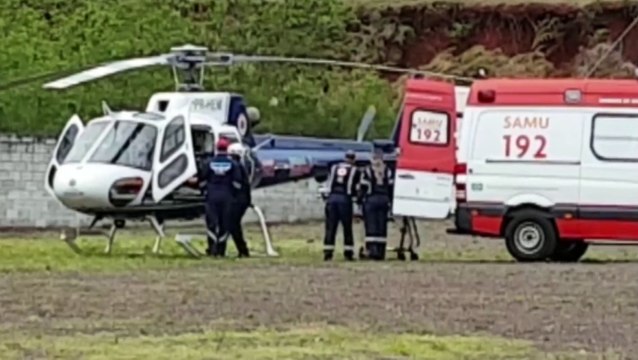 Vítima de grave acidente em Céu Azul chega de helicóptero em Cascavel