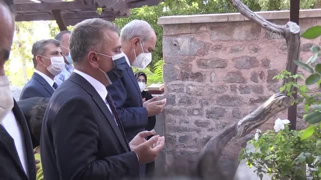 AK Parti Genel Başkanvekili Kurtulmuş, aşı çağrısı yaptı