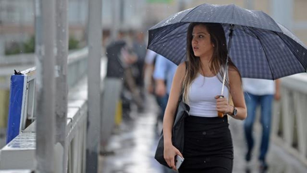 Meteoroloji üzerine basarak uyardı! İstanbul dahil Karadeniz Bölgesi, şiddetli yağışın etkisine girecek