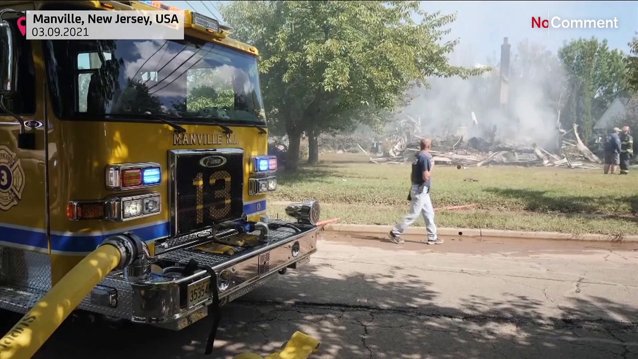 Manville: Von Feuer und Wasser gepeinigt