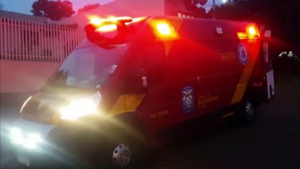 Mulher de 50 anos sofre suspeita de luxação em queda de mesmo nível na Rua Cruz Alta