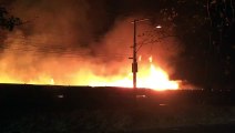 Incêndio em lote chama atenção de moradores e mobiliza bombeiros em Betim