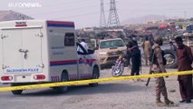 فيديو: أربعة قتلى على الأقل بتفجير انتحاري في باكستان قرب الحدود الأفغانية