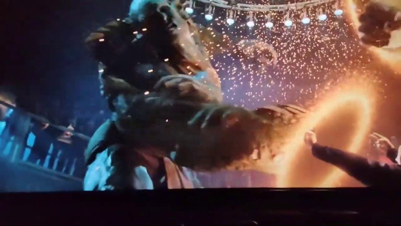 Shang Chi theatre audience reaction  Wong vs Abomination Fight Hulk hand
