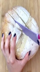 The world's most tasty chessy turtle bread yummy.... chesseyyy.... check it out.. #SHORTS