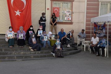EVLAT NÖBETİNDEKİ BABA OĞLUM DÖN GEL, DEVLET GÜÇLERİNE TESLİM OL