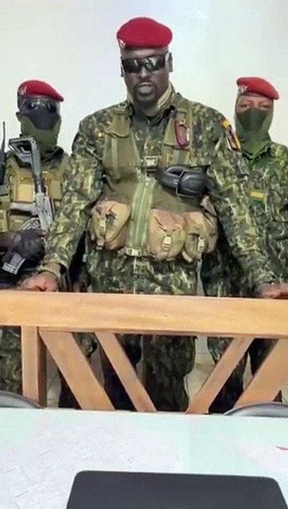 Guinée : Alpha Condé arrêté, discours du nouvel homme fort