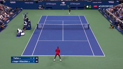 Tiafoe fait le show : son improbable volée a régalé le public