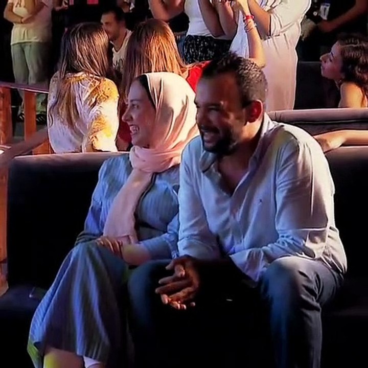 تامر حسني يمازج جمهوره: احنا غلابة