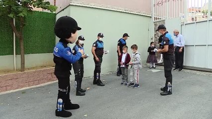 Son Dakika | Polis maskotu "Cesur" ilkokul öğrencilerini ziyaret etti