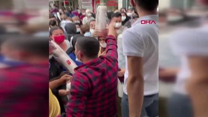 AVCILAR'DA 50 TL'LİK HALI İZDİHAMI