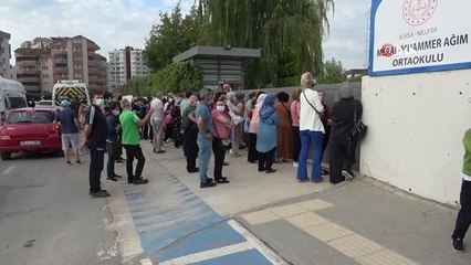 Bursa'da 582 bin öğrenci için ilk ders zili çaldı