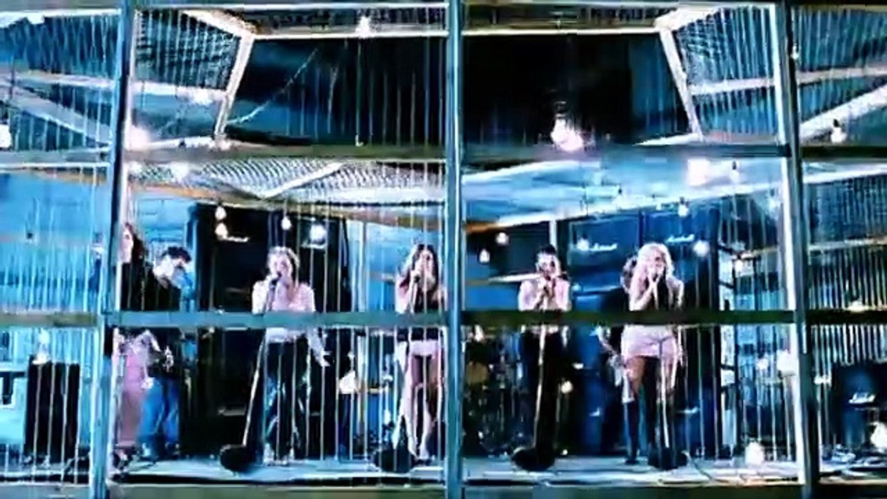 Girls Aloud : le clip "Sound Of The Underground"