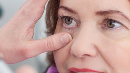 Diabetes Patient अंधेपन से कैसे बचें ? | Diabetic Eye Symptoms | Boldsky