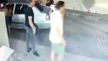 Bebeğini arabaya bırakıp 2 kişiyi bıçakladı... Aydın'daki cinayet anı kamerada