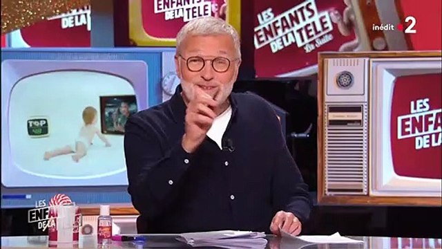 Camille Lou dans l'émission Les enfants de la télé , sur France 2.