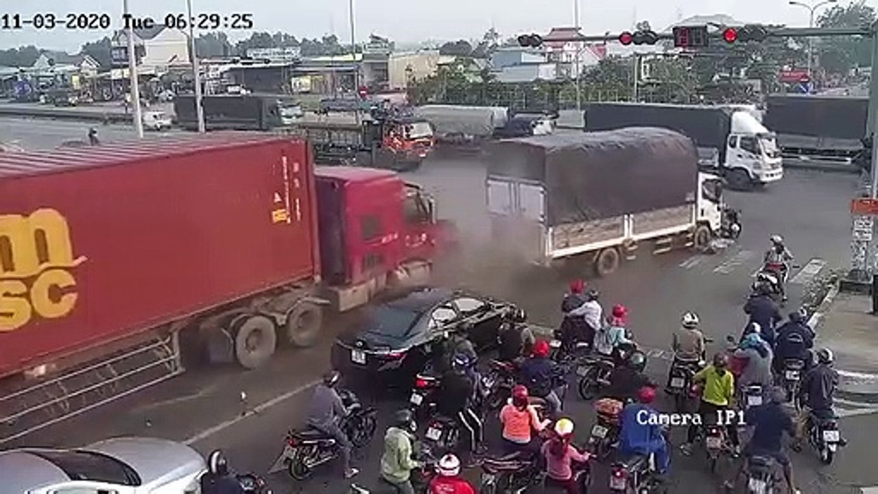 Crazy truck at crossroads .