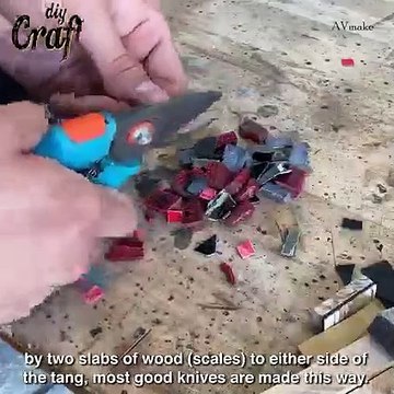 How a man making knife from scarf materials minecraft Making a Knife from an Old File