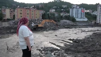 Kayıp yakınlarından haber bekleyen Şenel: "Kardeşim rüyama giriyor, halen ümidim var, çıkıp gelecek inanıyorum"