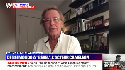 "C'était un clown dans la vie": Alexandre Arcady se souvient du tournage du film "Hold-up" avec Jean-Paul Belmondo