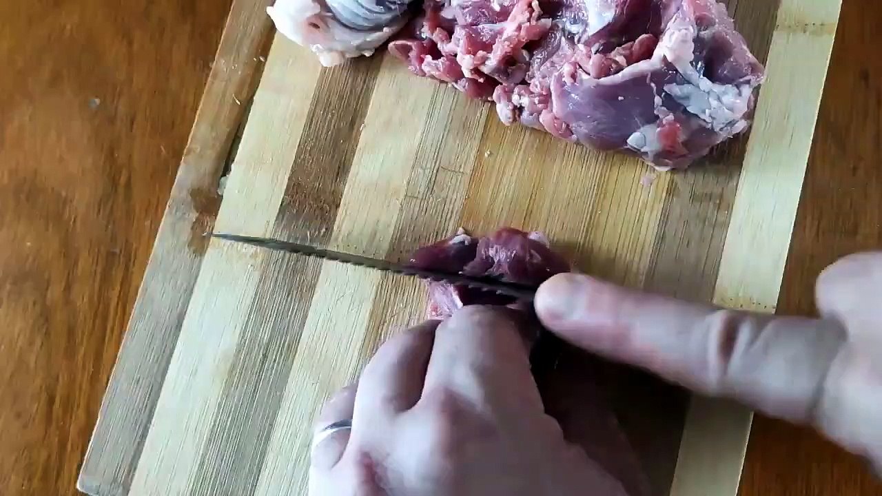 طريقة عمل تشيز برجر مختلف  طعمه لذيذ جدا How to make a different cheeseburger very delicious