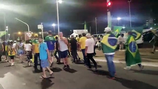 Manifestantes pró-Bolsonaro na Esplanada