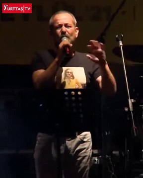 Feridun Düzağaç'tan, sokak röportajlarında Göster telefonunu diyenlere tepki: Bir cep telefonunu bir gence fazla gören zihniyeti yok edeceğiz