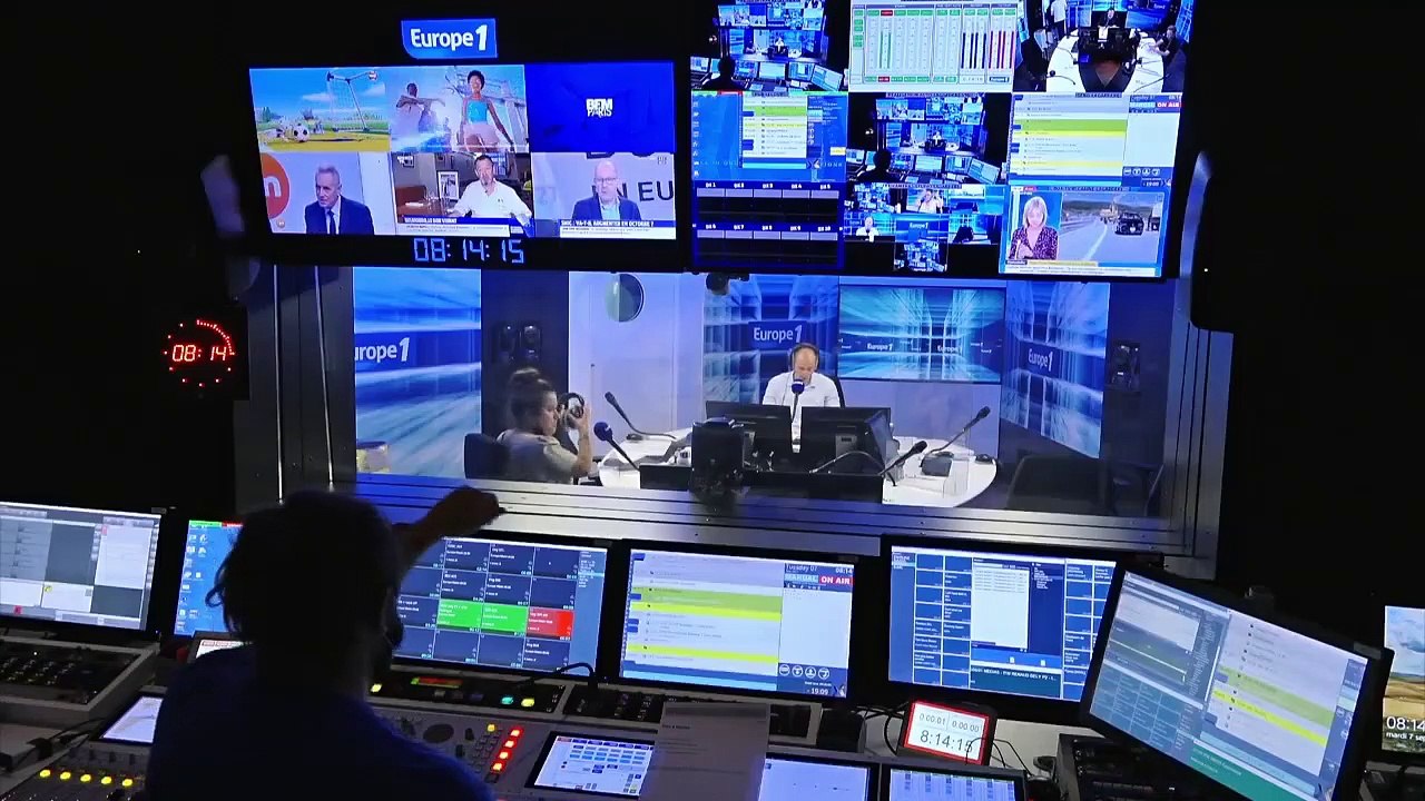 Procès des attentats du 13 novembre : Bernard Cazeneuve souhaite "restituer la réalité des faits"