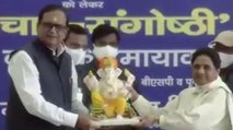 Jai Shri Ram slogans raised in Mayawati's conference