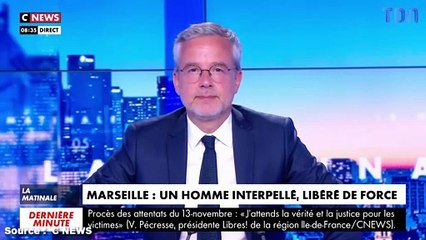 L'incroyable scène à Marseille où des délinquants interviennent et libèrent de force un jeune homme arrêté par la police