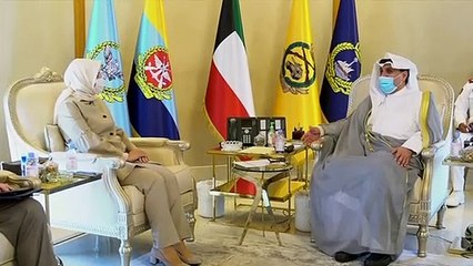 وزير الدفاع يتسلم رسالة خطية من نظيره التركي تضمنت دعوته لزيارة تركيا