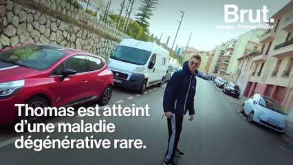 À 20 ans, Thomas perd la vue et repense son avenir