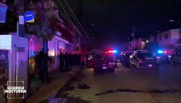 Arrestan a dos ladrones en la colonia Camichines de Tlaquepaque; habían robado un automóvil