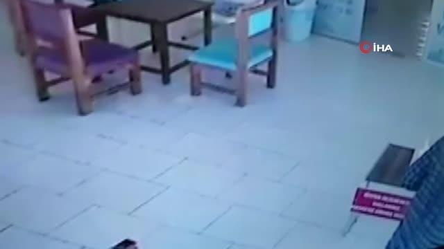 Dizüstü bilgisayar hırsızlığı güvenlik kamerasında