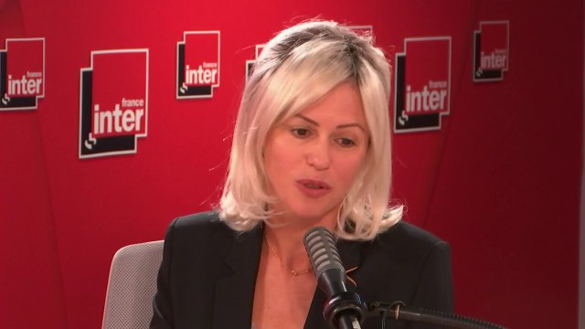 Camille Emmanuelle : Quand Luz m'a envoyé un message en me disant il y a un carnage , je suis sortie en mettant du rouge à lèvres. J'imaginais pas que ce soit possible. C'est quelque chose de prosaïque qui se mélange avec quelque chose de tragique.