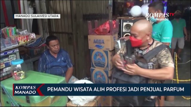 Pemandu Wisata Alih Profesi Jadi Penjual Parfum Keliling