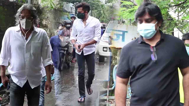 Akshay Kumar की मां के अंतिम संस्कार में पहुंचे ये सभी सितारे, अक्षय को दिया दिलासा|FilmiBeat