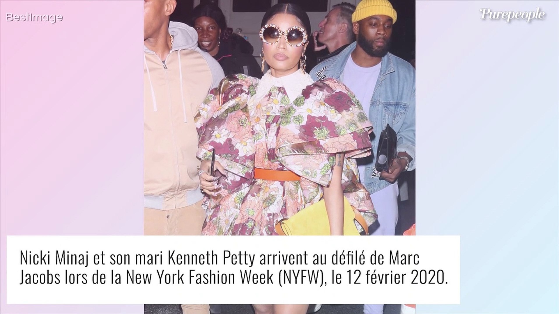 Rihanna Amoureuse Sortie Entre Couples Avec Nicki Minaj Et Son Mari Video Dailymotion