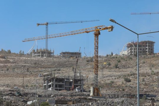 Son dakika haberi: Yapımı süren deprem konutları hak sahipleri için yükseliyor